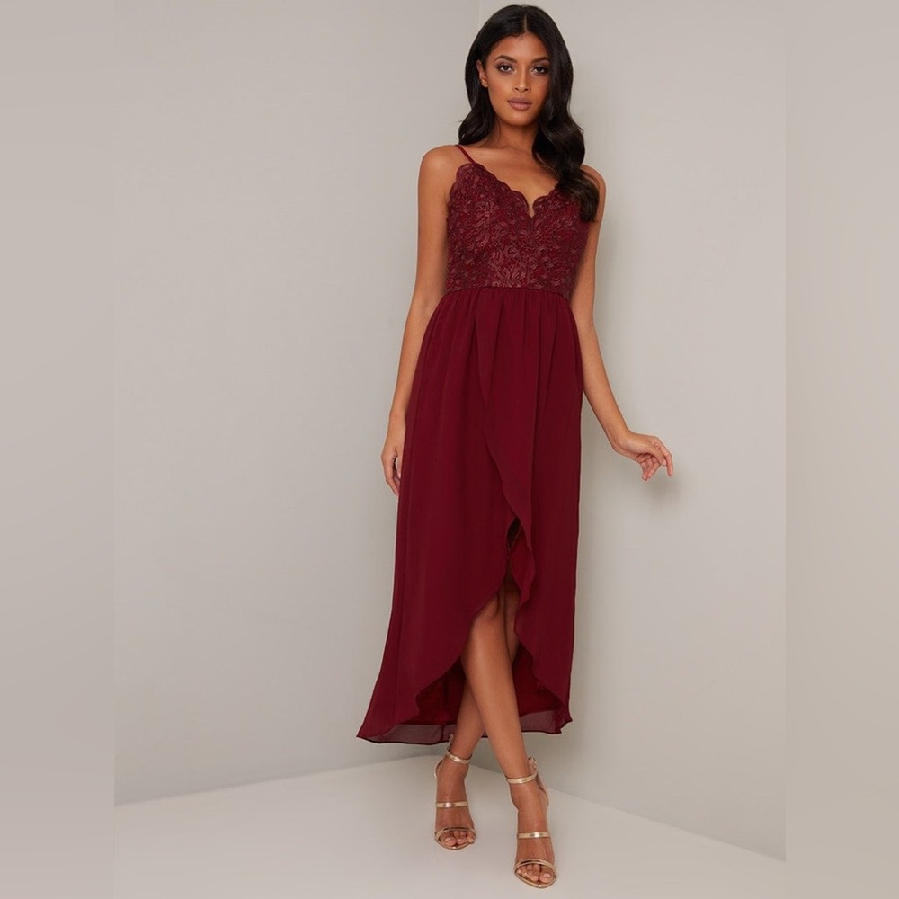 NWT. Chi Chi Cami Strap Crochet Tulip Dip Hem Dress. Size 12